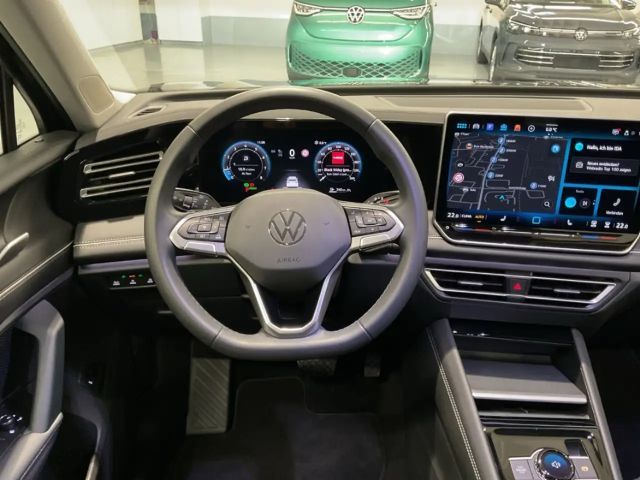 Volkswagen Tiguan 1.5 eTSI Elegance Elegance