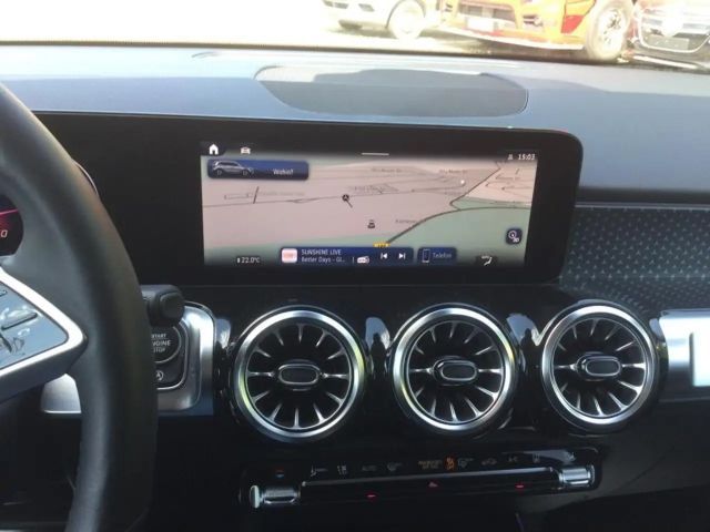 Mercedes-Benz GLB 220 4MATIC Progressive