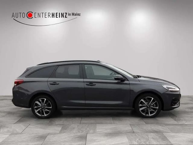 Hyundai i30 Advantage Hybrid