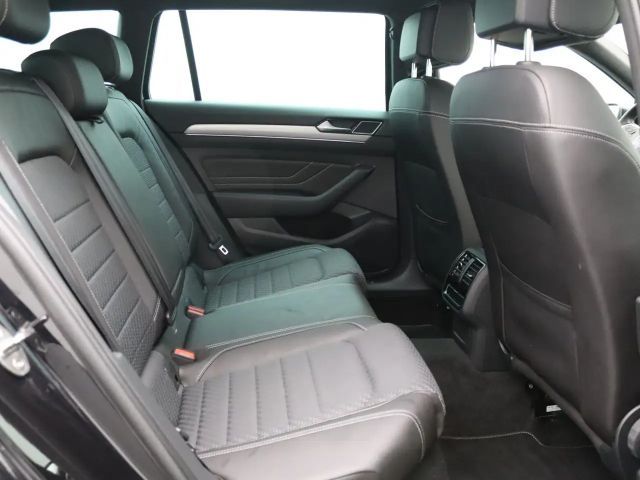 Volkswagen Passat DSG R-Line Variant