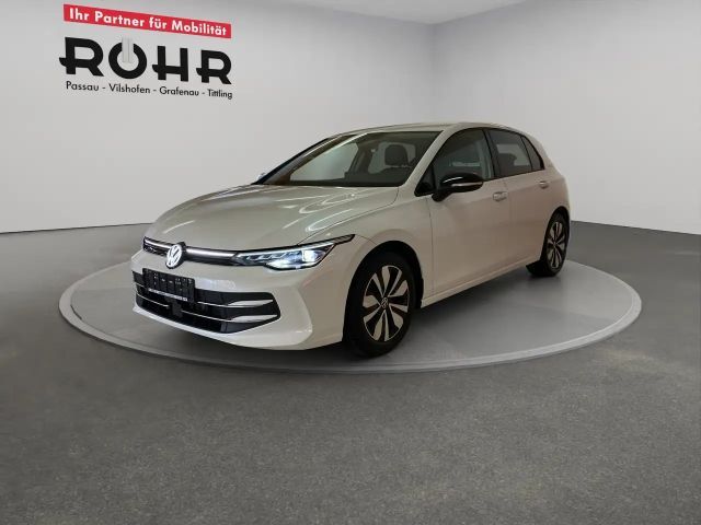 Volkswagen Golf 1.5 eTSI BMT DSG Golf VIII