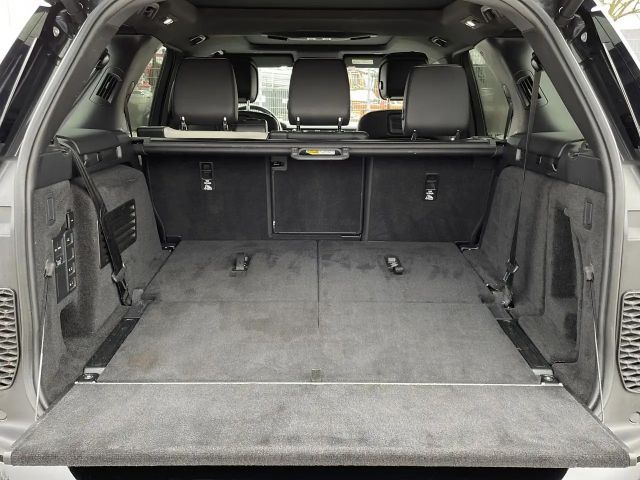 Land Rover Discovery D250 Dynamic R-Dynamic SE