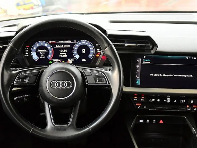 Audi A3 30 TFSI S-Tronic Sedan