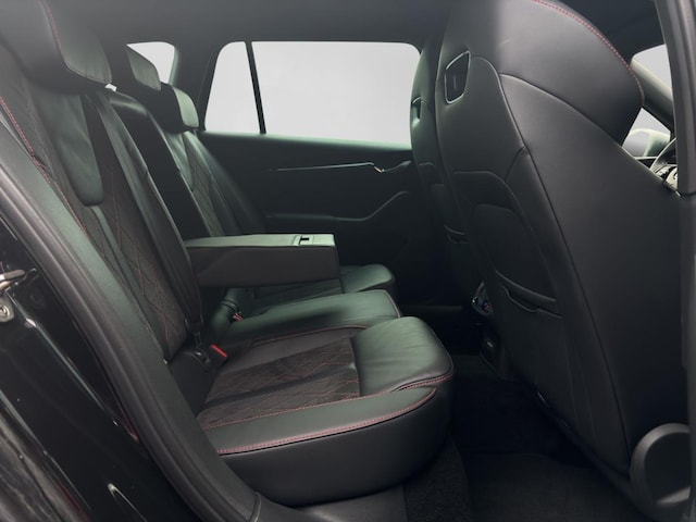 Skoda Octavia 2.0 TSI Combi RS