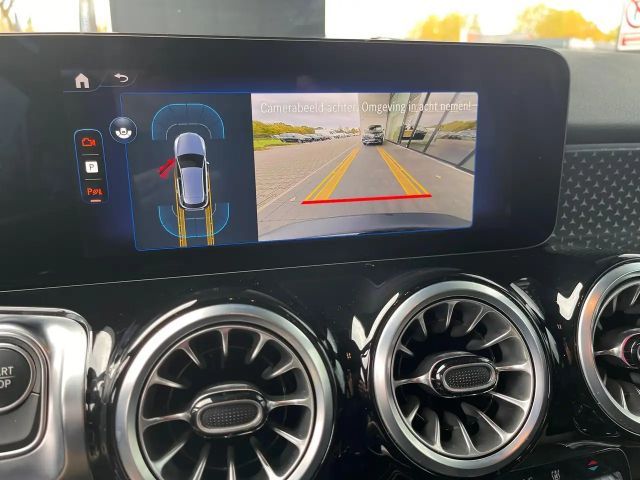 Mercedes-Benz EQB 350 4MATIC Luxury Line