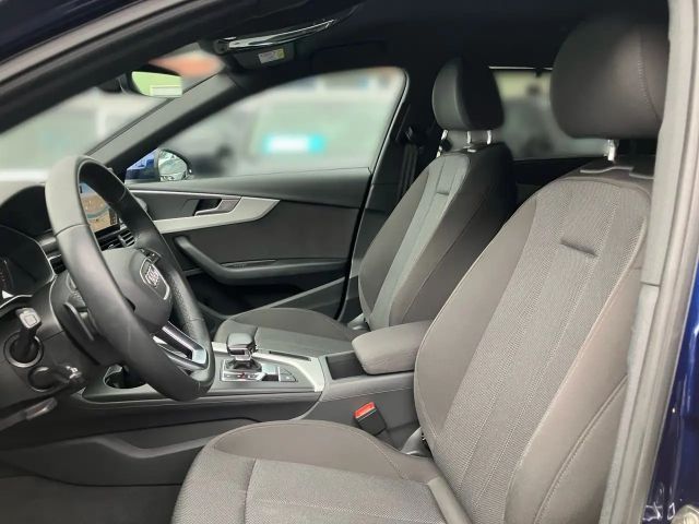Audi A4 45 TFSI Quattro S-Tronic