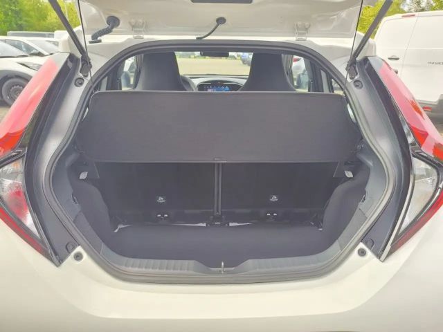 Toyota Aygo X Business Hatchback