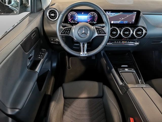 Mercedes-Benz GLA 200 Progressive