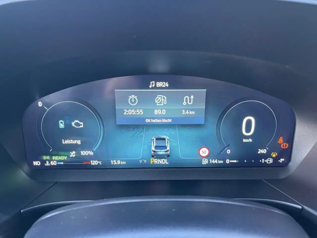 Ford Kuga Hybrid ST Line