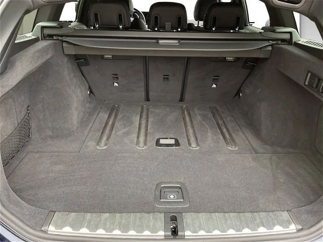 BMW 330 330i M-Sport xDrive