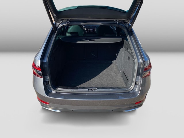 Skoda Superb 2.0 TDI Combi Sportline