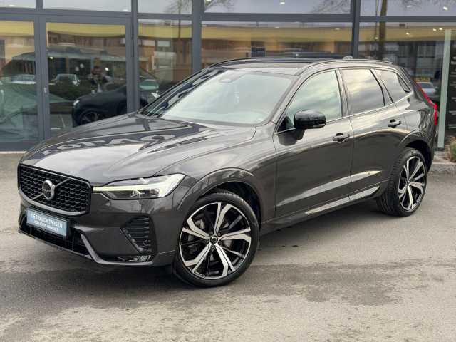 Volvo XC60 AWD Dark Plus