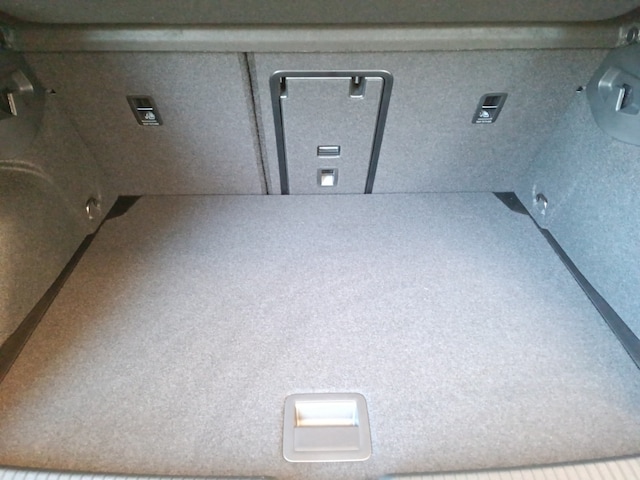 Volkswagen Golf 1.5 eTSI DSG Golf VIII