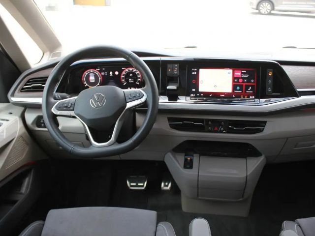 Volkswagen Multivan 2.0 TDI DSG Style T7