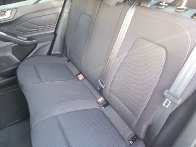 Ford Focus EcoBoost ST Line