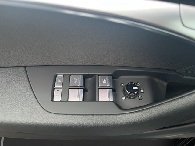 Audi A6 50 TDI Quattro Sedan