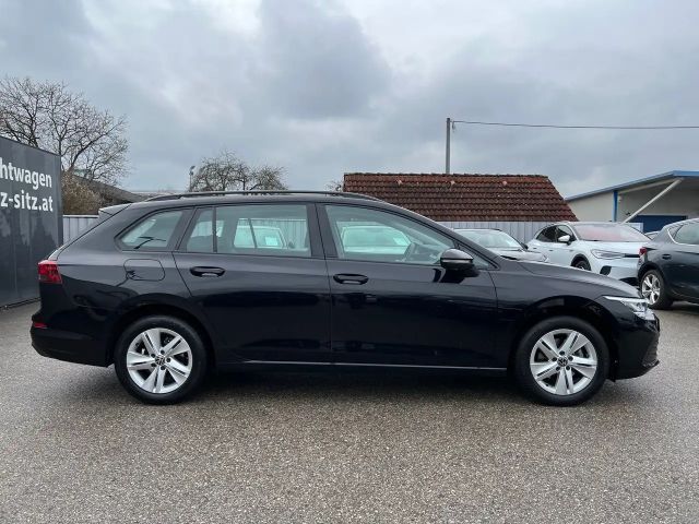 Volkswagen Golf Life Variant