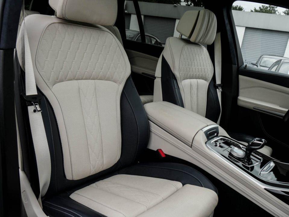 BMW X7 xDrive40i