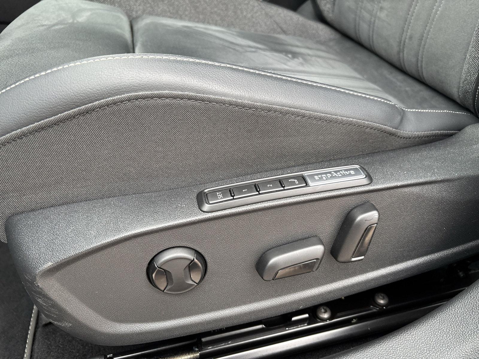 Volkswagen Golf 1.5 eTSI Style