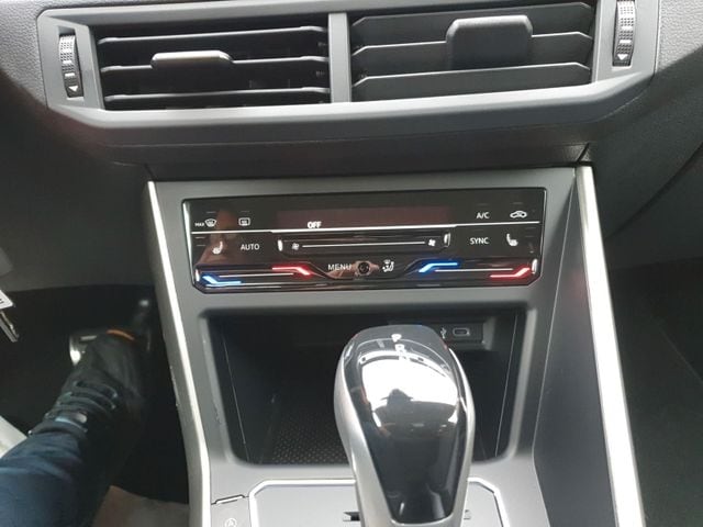 Volkswagen Polo 1.0 TSI DSG Life Move