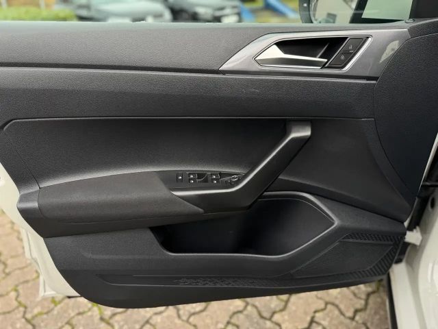 Volkswagen Taigo 1.0 TSI IQ.Drive Style