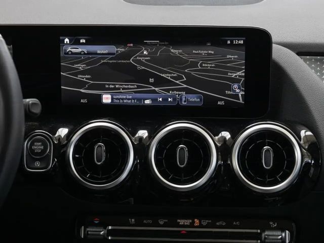 Mercedes-Benz GLA 180 Progressive