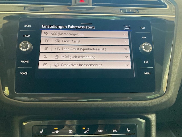 Volkswagen Tiguan 2.0 TSI DSG