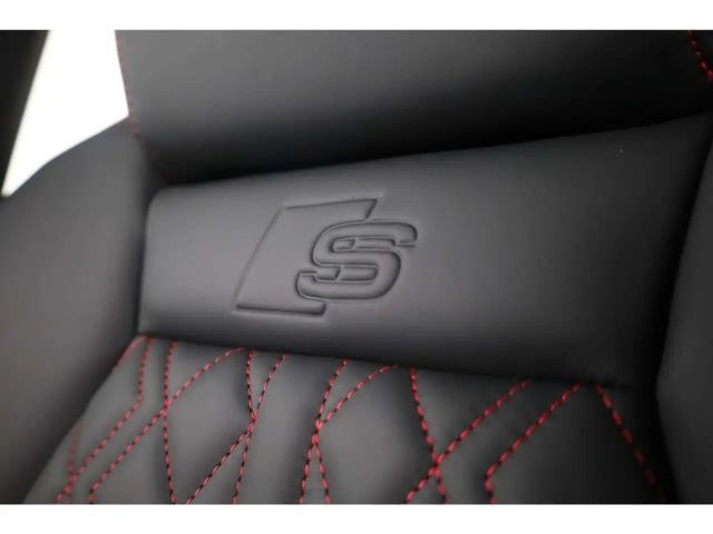 Audi Q4 e-tron S-Line