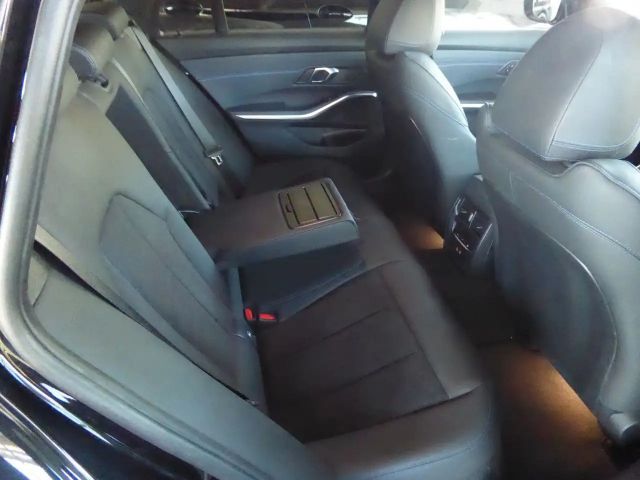 BMW 320 320d Touring xDrive