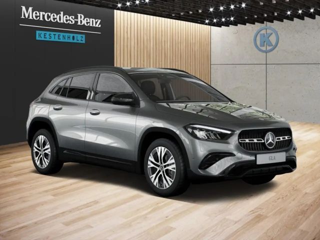 Mercedes-Benz GLA 180 Progressive