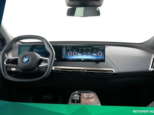 BMW iX xDrive40