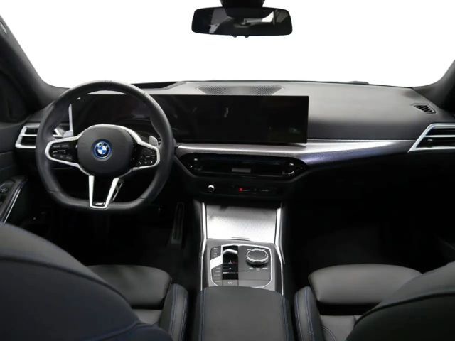 BMW 330 330e M-Sport Touring