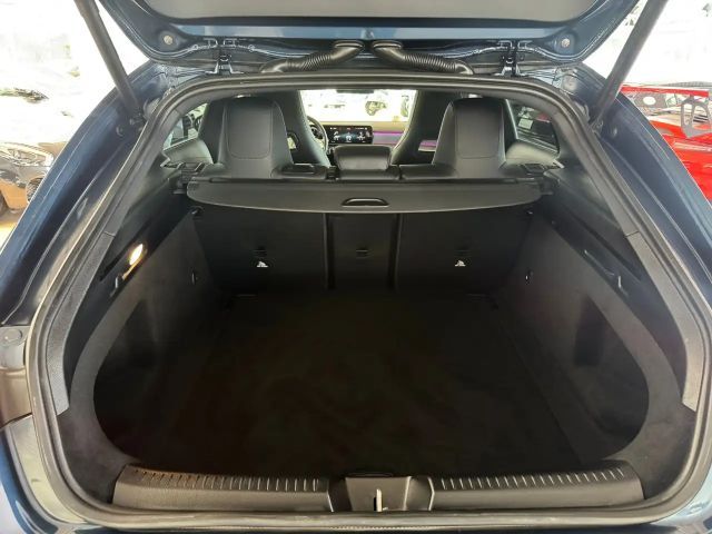 Mercedes-Benz CLA 200 AMG Line CLA 200 d