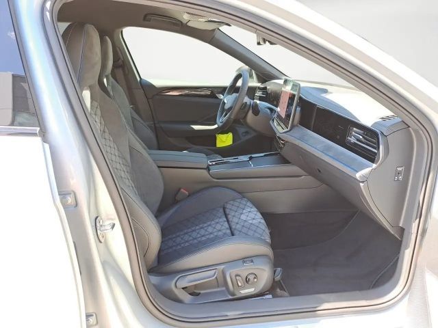 Volkswagen Passat 2.0 TDI DSG R-Line Variant