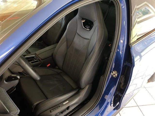 Volkswagen Passat 2.0 TDI DSG R-Line