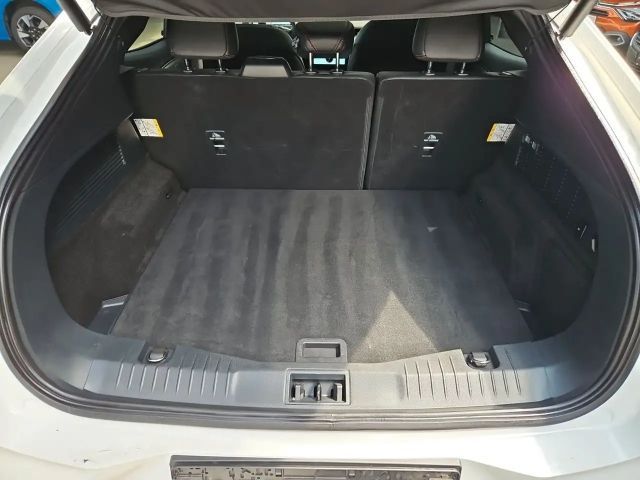 Ford Mustang Mach-E AWD Standard range