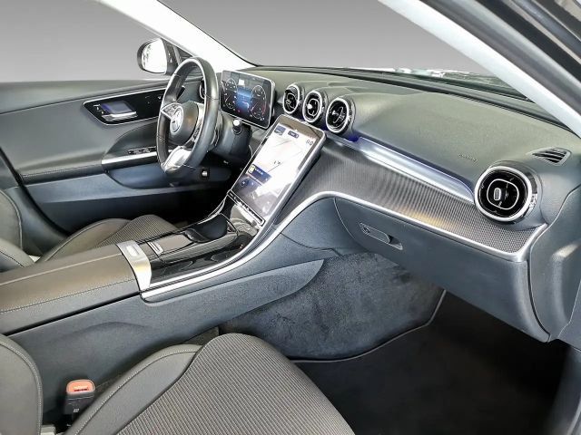 Mercedes-Benz C 180 AVANTGARDE Sedan