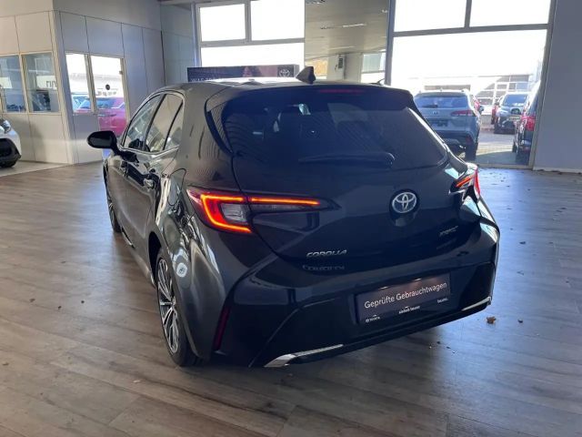 Toyota Corolla Hybride Team D