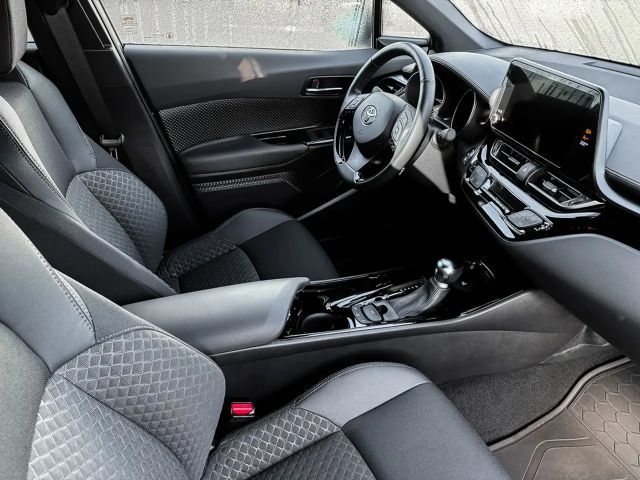 Toyota C-HR Hybride Team D