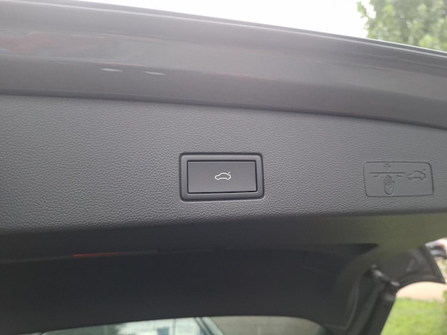 Volkswagen Golf 1.5 eTSI Variant