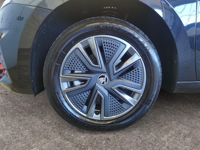 Skoda Fabia 1.0 TSI Tour