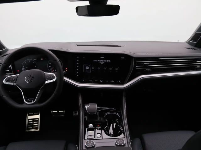 Volkswagen Touareg IQ.Drive R-Line