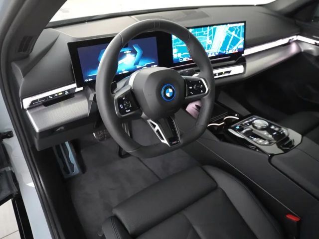 BMW i5 Sedan eDrive40