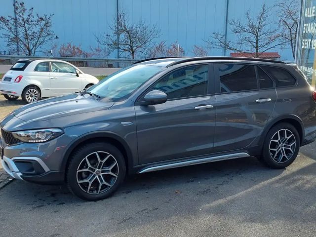 Fiat Tipo Cross Station wagon