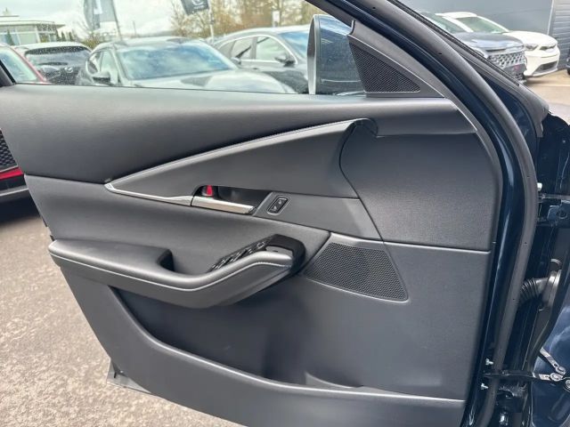 Mazda CX-30 Centre-Line Design Paket 140 Metallic