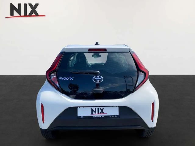 Toyota Aygo X 1.0 VVT-i Hatchback Play VVT-i