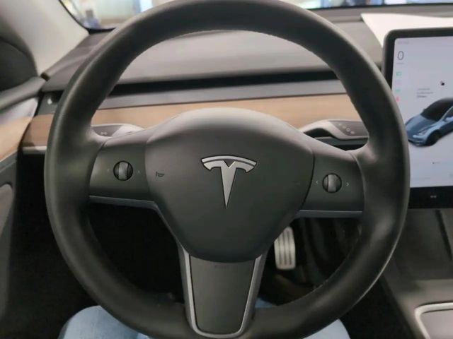 Tesla Model Y AWD Dual Motor Performance