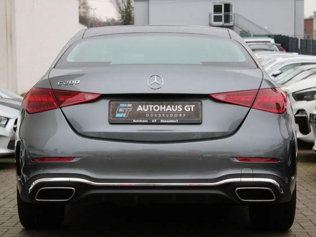 Mercedes-Benz C 200 AMG Line Sedan