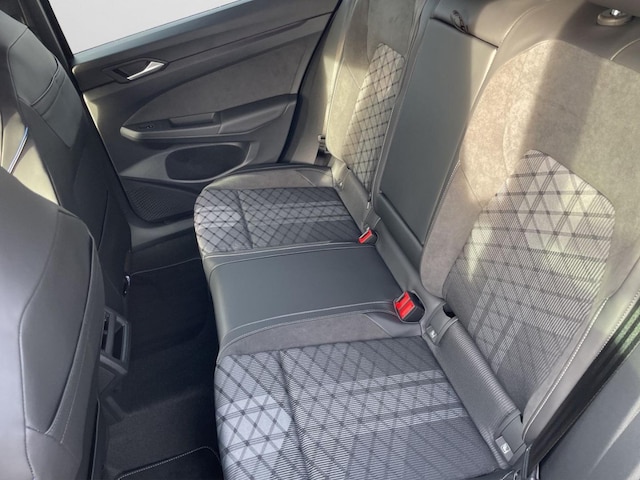 Volkswagen Golf 2.0 TDI R-Line Variant