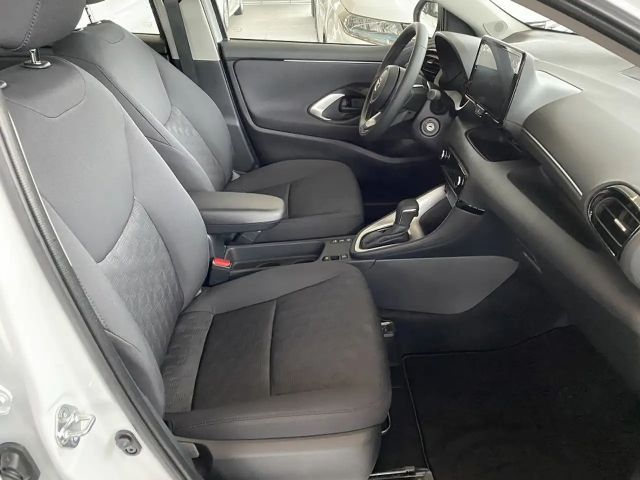 Mazda 2 Hybrid 1.5L Hybrid VVT-i Centre